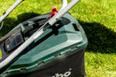 Masina gazon Metabo RM 36-18 LTX BL36 cu acumulatori latime lucru 36 cm volum cos 45 l Acumulatori 2 x 18V / 5.2 Ah Incarcator 2 x ASC 55 "Air cooled"