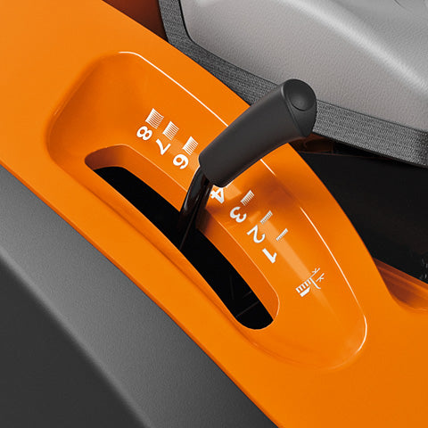 Tractoras de tuns gazon STIHL RT 6127 ZL putere 21CP benzina latime taiere 125 cm cos colector 350 L afisaj LCD