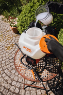Pulverizator pe acumulator STIHL SGA 60 sistem AK debit apa 1.8 l/min presiune 4 bar rezervor 15 l set cu acumulator AK 10 si incarcator AL 101