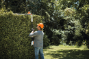Foarfeca gard viu cu raza lunga de actiune pe acumulator STIHL HLA 56 sistem AK putere 0.21 kW lungime taiere 45 cm fara acumulator si incarcator