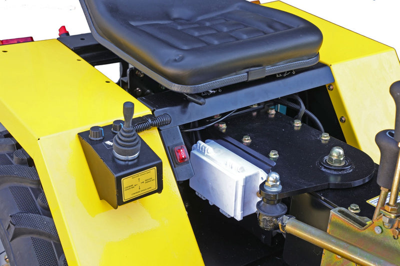 Minitractor ProGARDEN Campo T18 V25.1 4x4 18CP benzina hidraulica fata-spate roti 6.00-12 Tocator vegetatie TV600