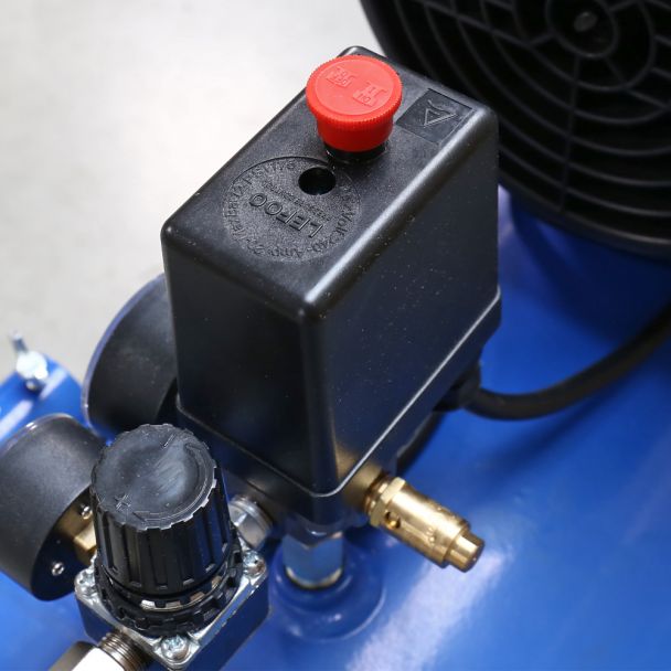 Compresor de aer Airmaster AIR10010NV-3  2.2 kW 10 bar 336 l/min butelie 100 litri