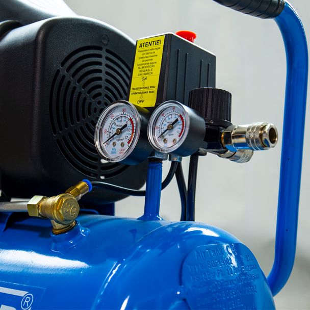 Compresor de aer Airmaster AIR2SHU824 24 l 1500 W 8 bar 206 l/min