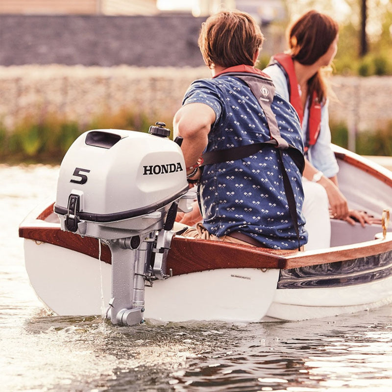 Motor barca Honda BF5 LHNU cu Eche cizma lunga 5 CP 4T rezervor incorporat elice aluminiu cu 3 aripi