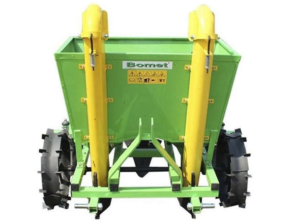 Plantator cartofi Bomet 2 randuri capacitate buncar 180kg cu fertilizator de ingrasaminte