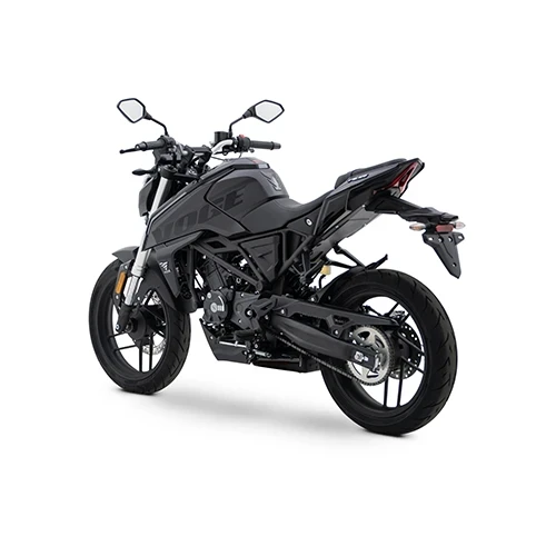Motocicleta VOGE R125 Black '25 motor 15 CP 125 cmc EURO5+ 4T 6 viteze roti 17" viteza 110 km/h