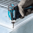 Masina de insurubat cu impact Makita DTD172RTJ Strangere 180Nm 2 acumulatori Li-Ion LXT 18V 5.0 Ah Motor fara perii