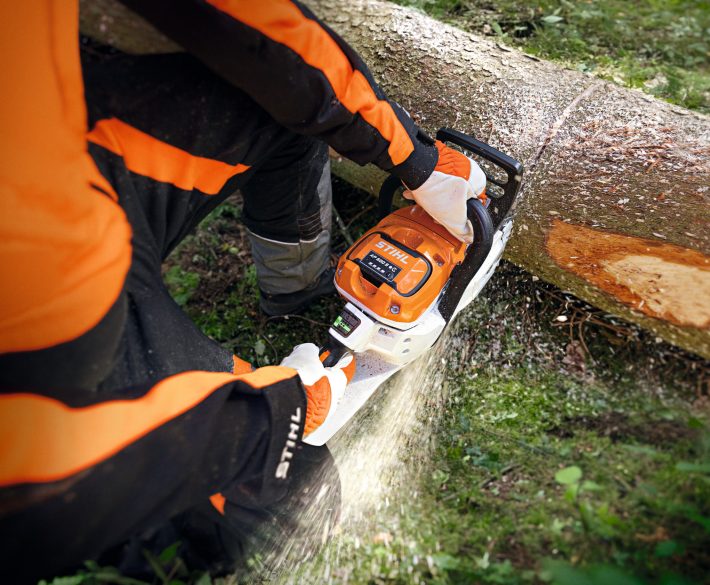 Motofierastrau cu acumulator STIHL MSA 300.0 36 V lama 40 cm 1.3mm .325" acumulator neinclus