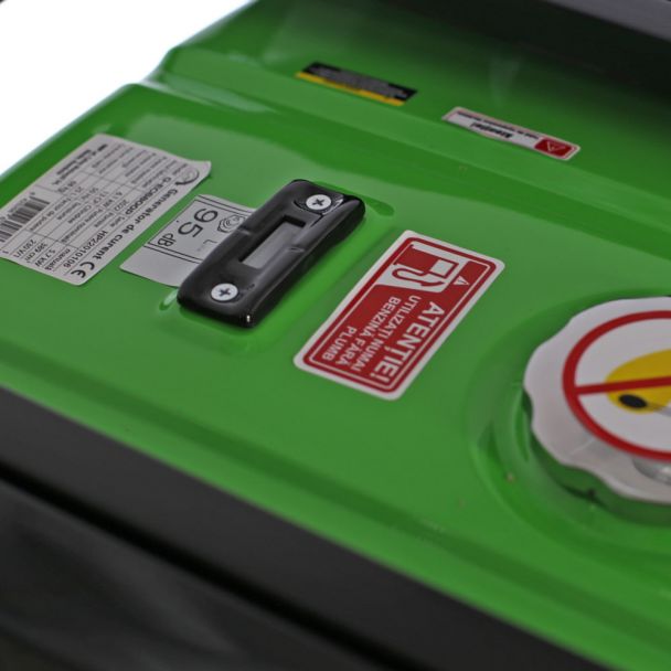 Generator de curent pe benzina Greenfield G-EC6800P portabil pornire manuala monofazat 6.1 kVA bobinaj cupru