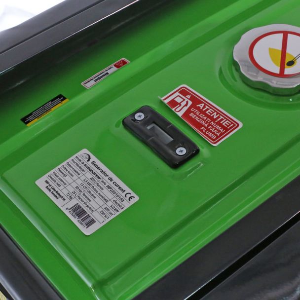 Generator de curent pe benzina Greenfield G-EC6600PEW portabil pornire electrica monofazat 5.5 kVA roti de transport