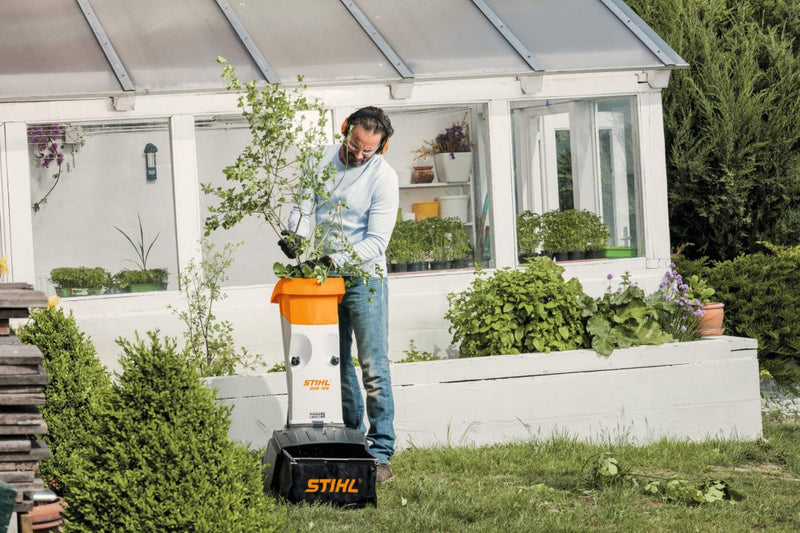 Tocator de crengi STIHL GHE 105 putere 2200W electric diametru crengi 35 mm