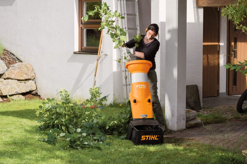 Tocator crengi STIHL GHE 150 putere 2500 W electric diametru crengi 35 mm