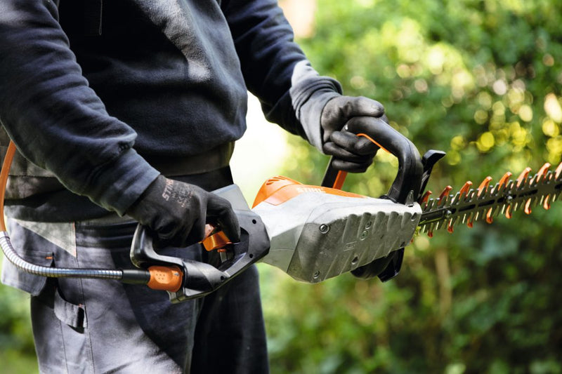 Foarfeca gard viu STIHL HSA 94 R putere 0.43 kW lama 75 cm fara acumulator si incarcator