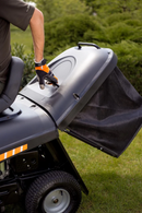 Tractoras de tuns iarba Villager Rider VTR 650 putere 6.4 cp latime lucru 61 cm motor Loncin 196 cmc suprafata cosirii 4000 m2