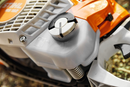 Motofierastrau STIHL MS 182 putere 2.2 CP lama 40 cm 1.3 mm pas lant 3/8"P + ulei amestec 2T 1L + ulei forest plus 2L + service kit 19