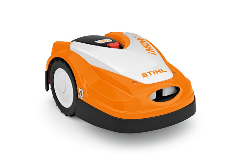 Robot de tuns gazonul STIHL RMI 422 P latime de lucru 200 mm suprafata taiere 1500 m² unghi de urcare 40 grade