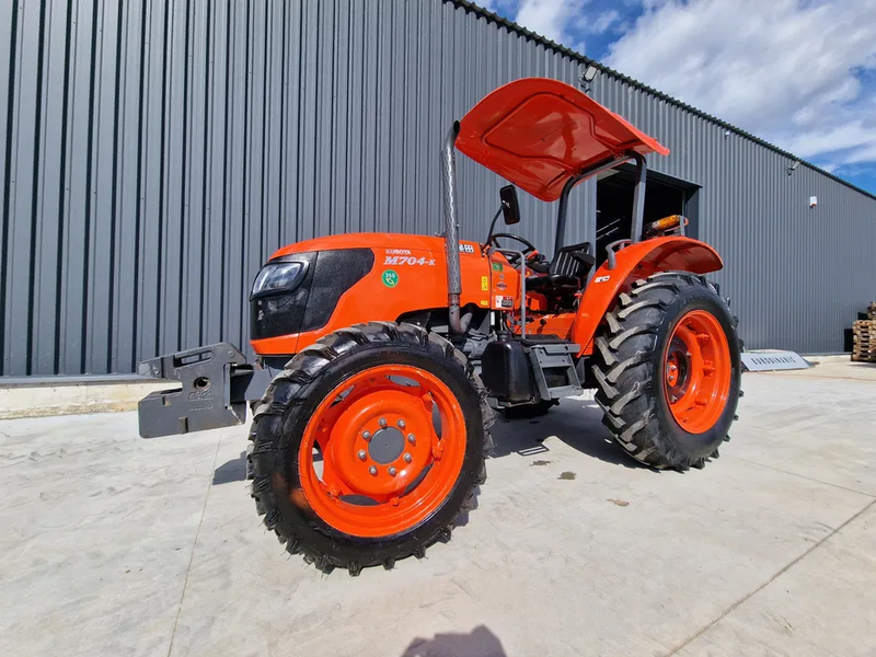 Tractor Kubota M 704k 70 CP 4X4 import Japonia numar serie 70044779