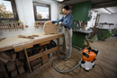 Aspirator STIHL SE 122 E electric putere 1500 W putere de aspirare 250 mbar recipient 30 L + Set 5 saci