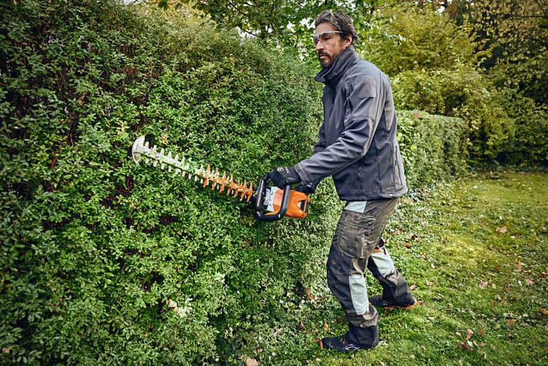 Foarfeca gard viu STIHL HSA 100 putere 0,29 kW lama 60 cm sistem AP fara acumulator si incarcator