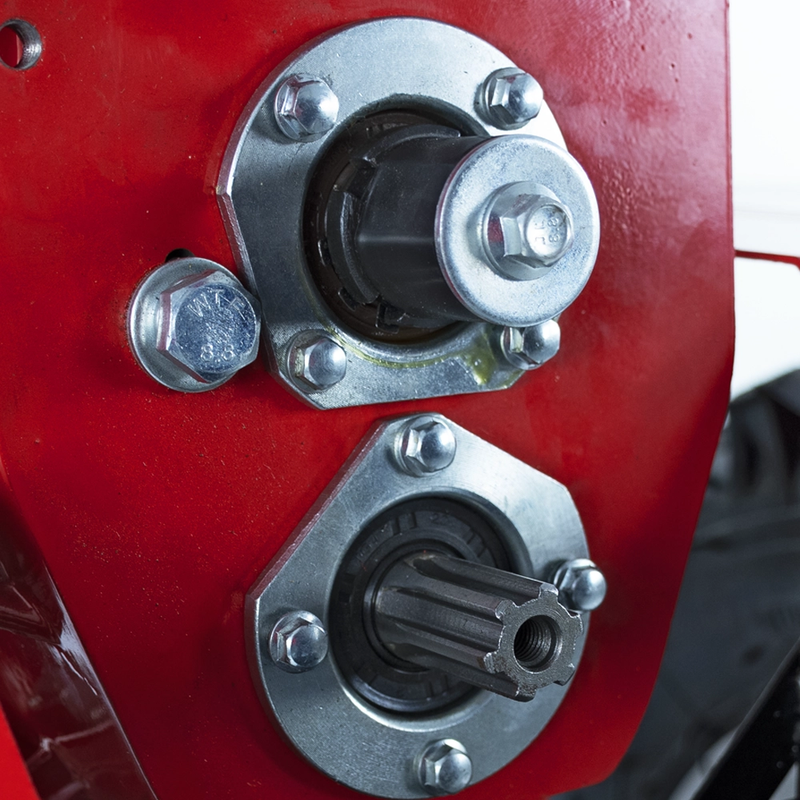 Motocultor Rotakt Partizan RO15R 2-PTO motor 15CP benzina 2+1 viteze latime lucru 56-135 cm freze roti cauciuc 5.00-12&quot; capota far led roti metal cultivator plug reversibil 5l ulei