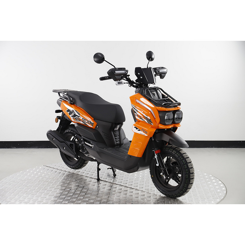 Scuter RDB MT motor 3.3 CP benzina 4T 50 cmc viteza 45 km/h necesita permis culoare portocaliu