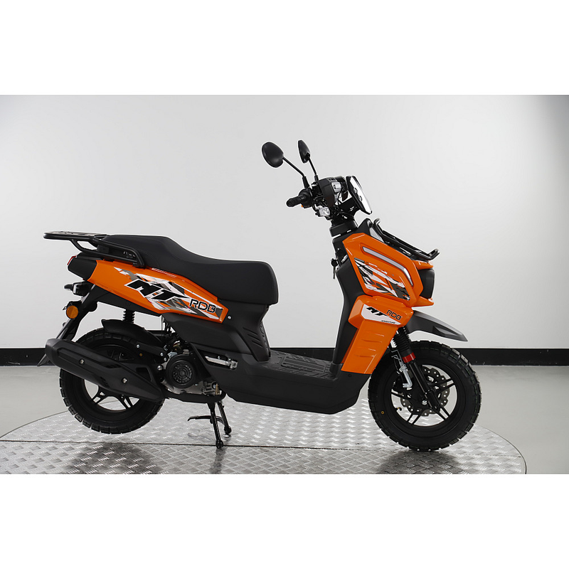 Scuter RDB MT motor 3.3 CP benzina 4T 50 cmc viteza 45 km/h necesita permis culoare portocaliu