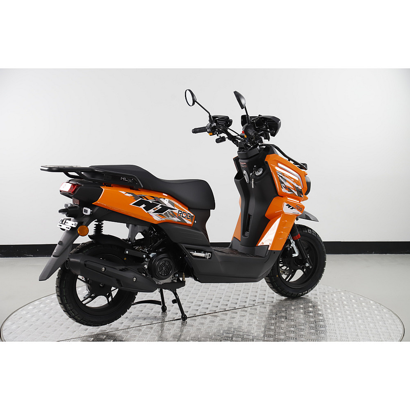 Scuter RDB MT motor 3.3 CP benzina 4T 50 cmc viteza 45 km/h necesita permis culoare portocaliu