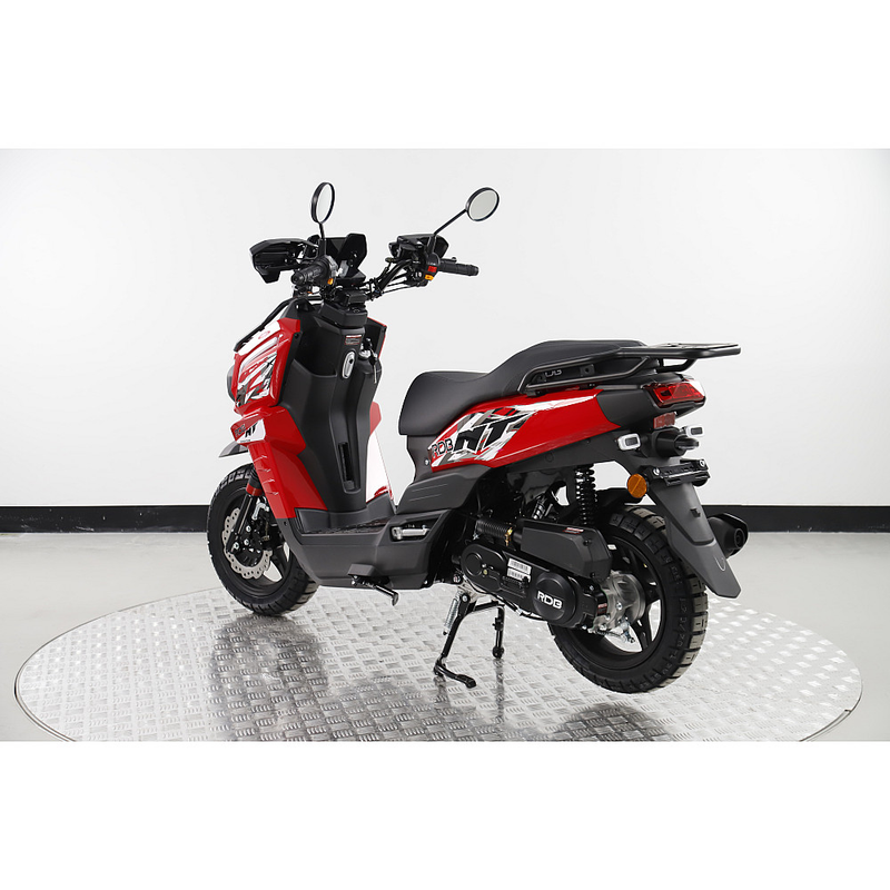 Scuter RDB MT motor 3.3 CP benzina 4T 50 cmc viteza 45 km/h necesita permis culoare portocaliu