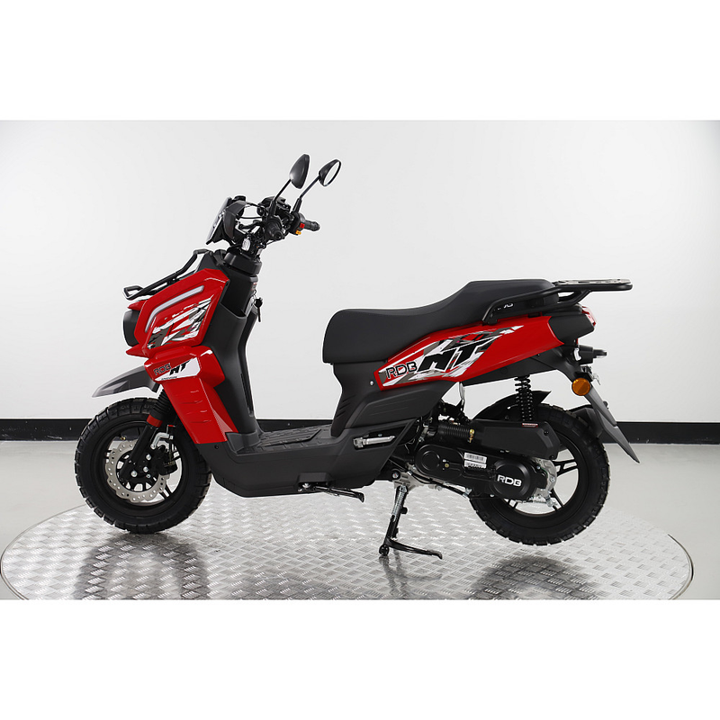 Scuter RDB MT motor 3.3 CP benzina 4T 50 cmc viteza 45 km/h necesita permis culoare portocaliu