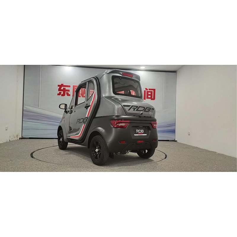Masina electrica RDB Q7 fara permis 1900W 25 km/h 72V58Ah autonomie 100 km - culoare rosu
