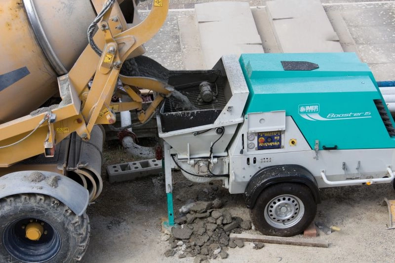 Pompa de beton Imer BOOSTER 15 R Yanmar Stage V 28.4 cp debit 2-15 mc/h – remorcabila (doar pompa)