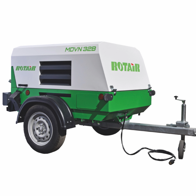 Motocompresor ROTAIR MDVN 32B debit 3100l/min presiune 7 bar motor Briggs&Stratton 40 CP tractabil rutier