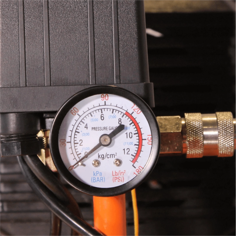 Compresor de aer cu piston BISONTE SF020-100 cu ulei debit 187 l/min presiune 8 bar 230V motor 2 CP