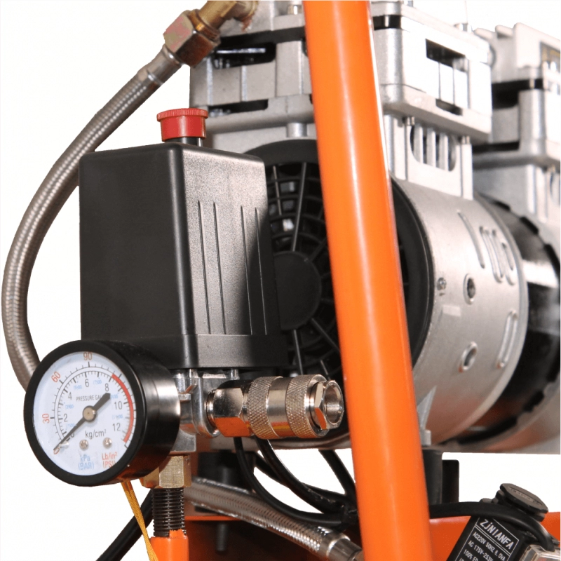 Compresor de aer cu piston BISONTE SC012-025 fara ulei debit 168 l/min presiune 8 bar 230V motor 1,2 CP