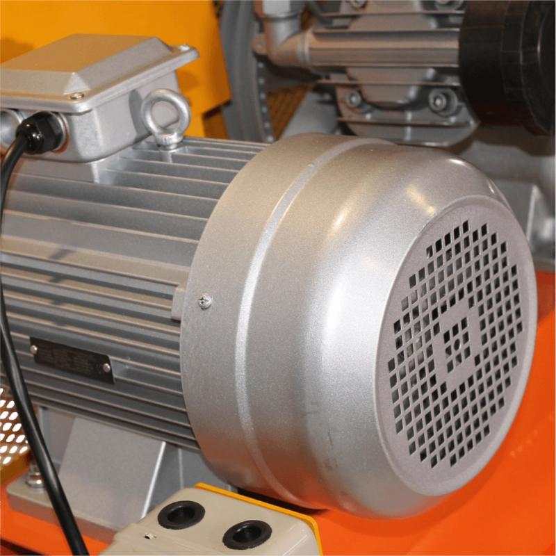 Compresor de aer cu piston BISONTE SW102-170 cu ulei debit 1179 l/min presiune 8 bar 400V motor 10 CP