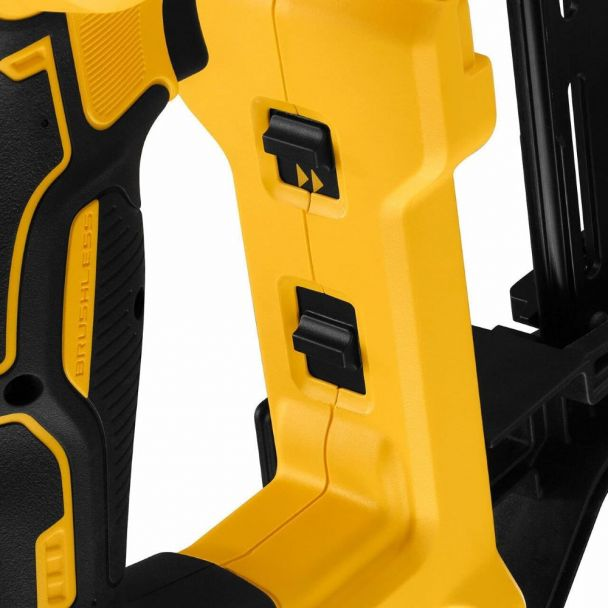 Capsator Dewalt DCFS950N capse 9Ga 4 x 40/45/50 mm magazie 35 capse compatibil cu acumulatori Li-Ion XR 18V