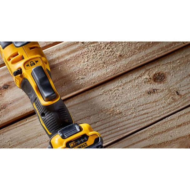 Masina multifunctionala Dewalt DCS353D2 cu 2 acumulatori 12V / 2.0Ah si incarcator in cutie TSTAK