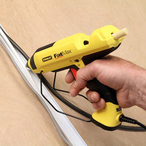 Pistol electric pentru lipit Stanley FATMAX® FMHT6-70418 de mare randament, putere 200 W
