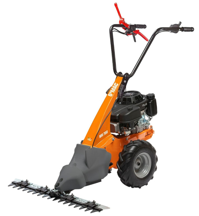 MOTOCOSITOARE O'MAC MR 700 Motor Loncin 7 CP Latime lucru 87 cm Roti 13x5.00-6