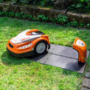 Robot de tuns gazonul STIHL RMI 422 latime de lucru 200 mm suprafata taiere 800 m² unghi de urcare 35 grade