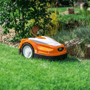 Robot de tuns gazonul STIHL RMI 422 latime de lucru 200 mm suprafata taiere 800 m² unghi de urcare 35 grade