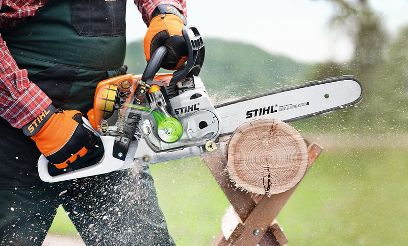 Motofierastrau STIHL MS 231 C-BE ErgoStart putere 2.7CP lama 40cm 1.3mm pas lant 3/8" + ulei amestec 2T 1L + ulei forest plus 2L + extra lant + extra sina + pila lant