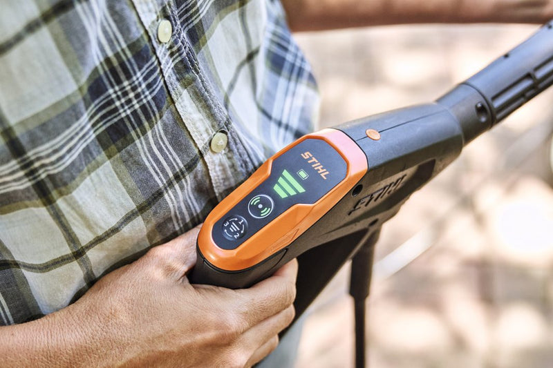 Spalator cu inalta presiune STIHL RE 100 PLUS Control electric putere 2.1 kW presiune 150 bar debit 450 l/h roti