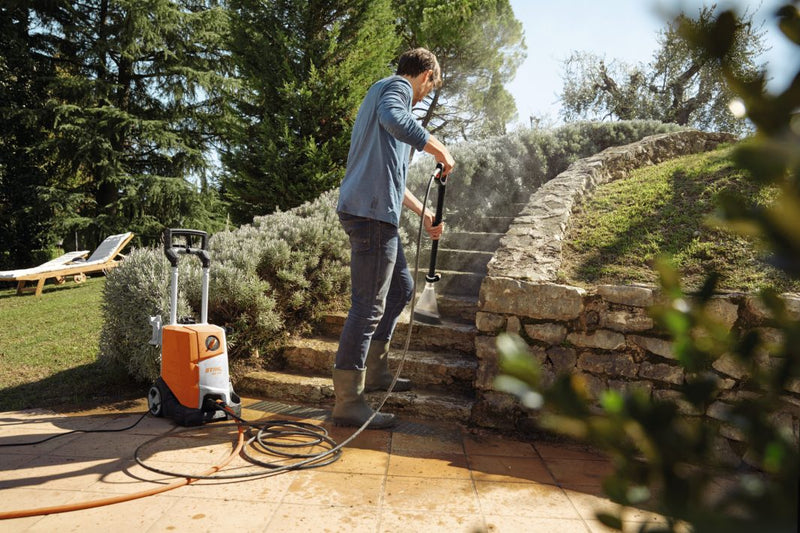 Spalator cu inalta presiune STIHL RE 110 electric putere 1.7 kW presiune 150 bar debit apa 430 l/h