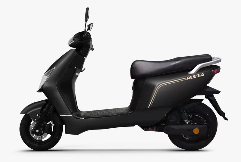 Scuter electric KUBA REE1500 viteza maxima 45 km/h autonomie 70 km putere 1000W acumulatori 60v/20Ah