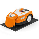 Robot de tuns gazonul STIHL RMI 422 latime de lucru 200 mm suprafata taiere 800 m² unghi de urcare 35 grade