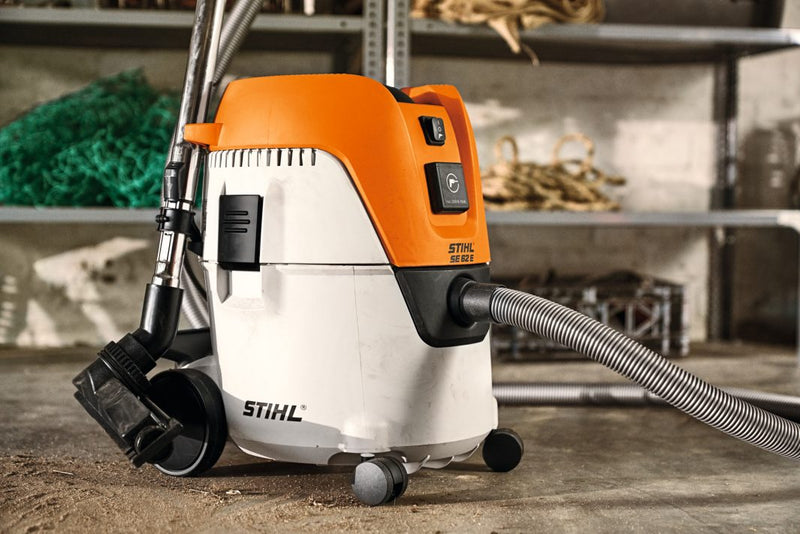 Aspirator STIHL SE 62 electric putere 1400 W putere de aspirare 210 mbar debit 3600 l/min