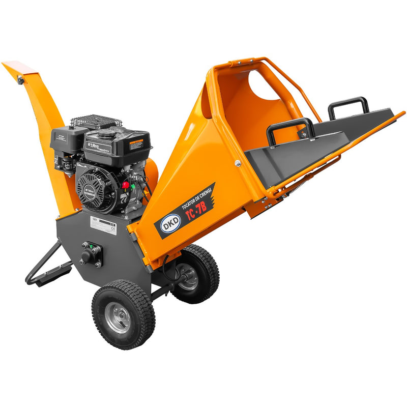 Tocator de crengi DKD TC - 7 B motor 7 CP benzina EasyStart diametrul taierii 10 cm