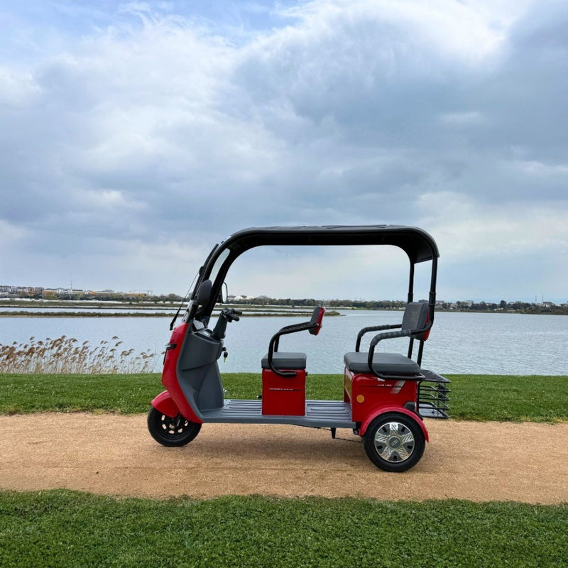 Tricicleta electrica Voltarom VM5 putere 1000W  72V 20Ah viteza 25Km/h cu cabina fara permis-Rosu