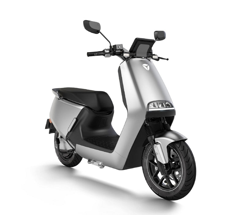 Scuter electric Ztech ZT-21 G5 ECO autonomie 65 Km viteza maxima 45 km/h putere 2400W acumulator 20Ah/72V-Alb